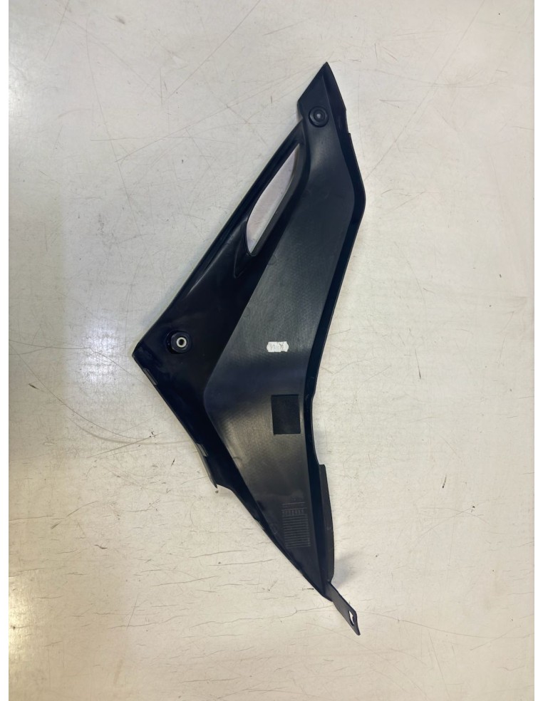 Cache sous selle droit YAMAHA YZF R125 2008 / 2013 5D7F17210000