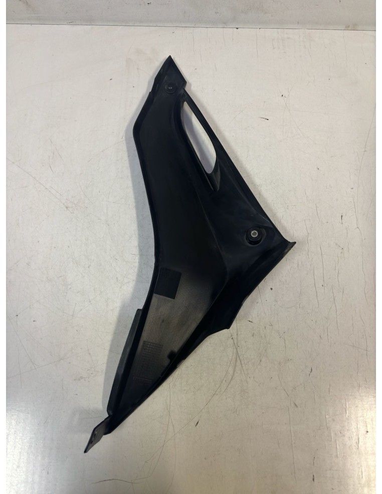 Cache sous selle gauche YAMAHA YZF R125 2008 / 2013 5D7F17110000