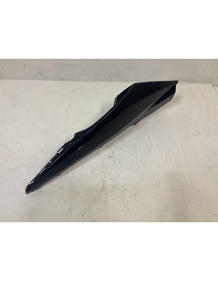 Carénage sous selle gauche YAMAHA YZF R125 2008 / 2013 5D7F173100P1