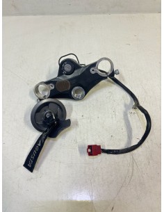 Kit neiman bouchon de réservoir avec té de fourche YAMAHA YZF R125 2008 / 2013 5D7WH2020900 / 5D7F34351000 2