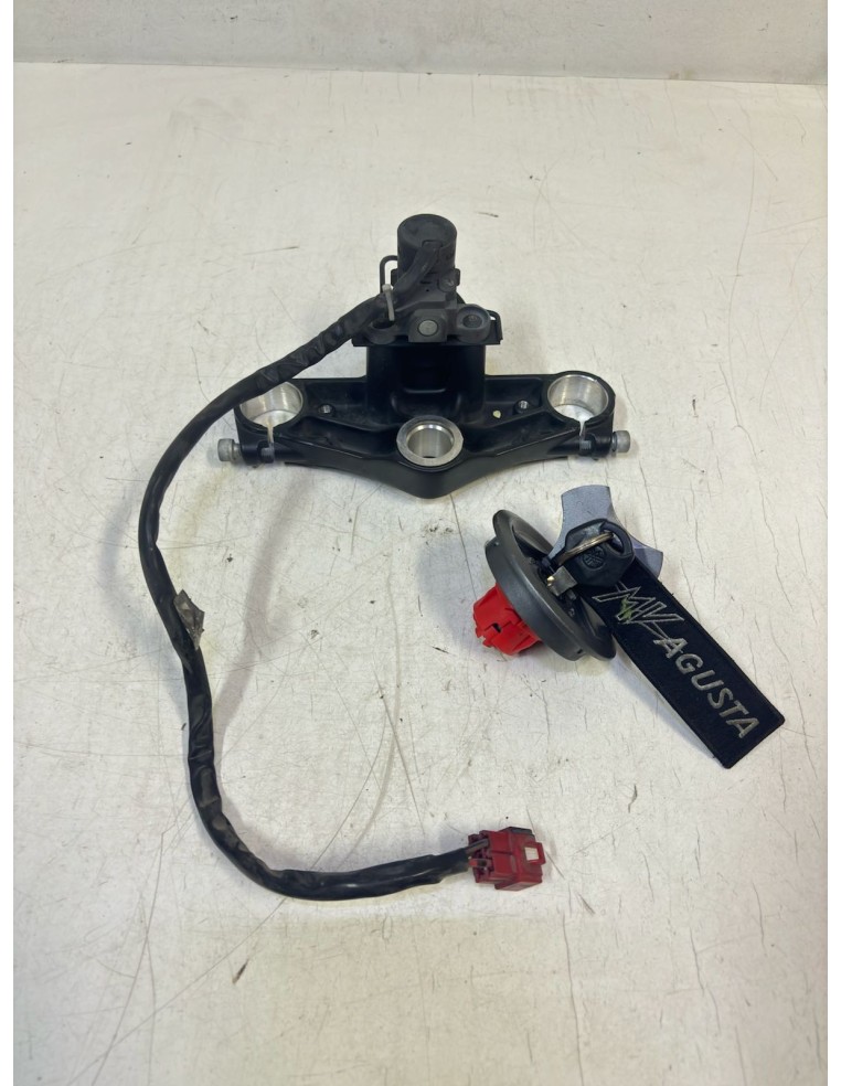 Kit neiman bouchon de réservoir avec té de fourche YAMAHA YZF R125 2008 / 2013 5D7WH2020900 / 5D7F34351000