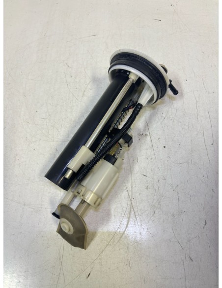 Pompe à essence YAMAHA YZF R125 2008 / 2013 5B2E390710
