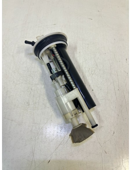 Pompe à essence YAMAHA YZF R125 2008 / 2013 5B2E390710