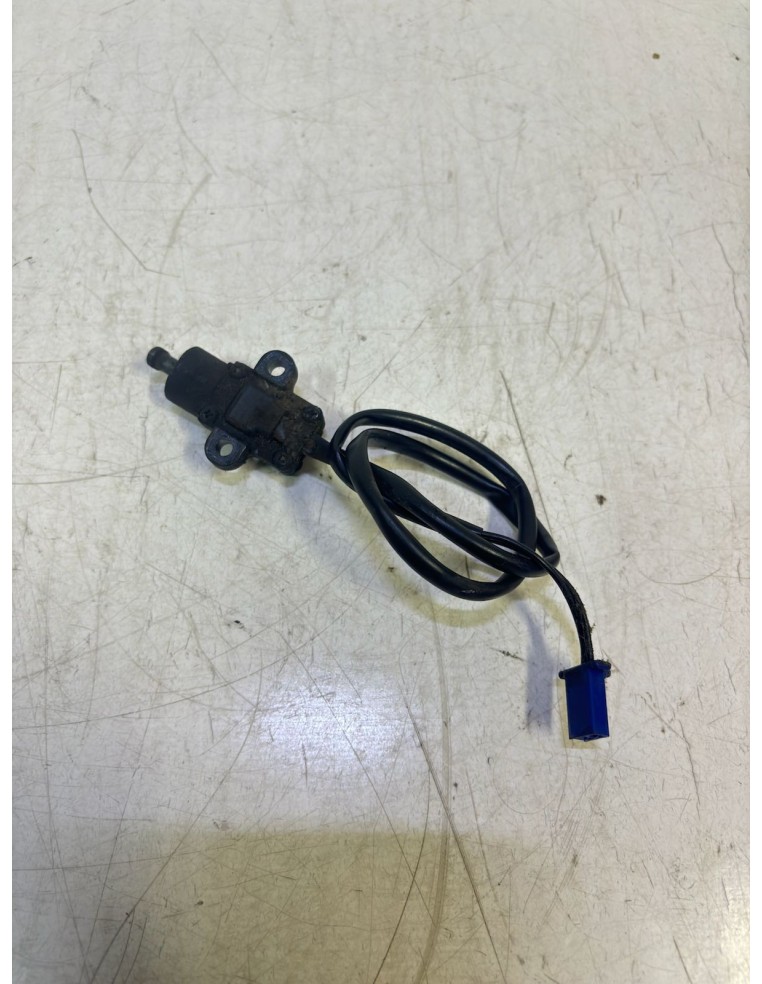 Contacteur de béquille YAMAHA YZF R125 2008 / 2013 3LD825665100