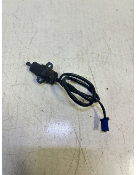 Contacteur de béquille YAMAHA YZF R125 2008 / 2013 3LD825665100