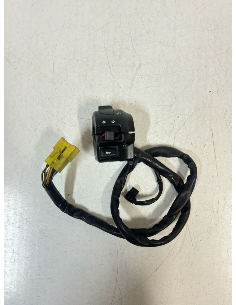 Commodo gauche SUZUKI GSX 1400 2002 / 2007 3740042F10000