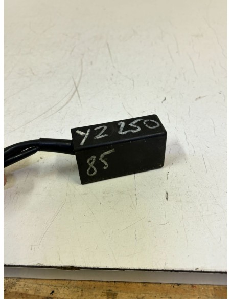 Boitier CDI YAMAHA YZ 250 1987 / 1988 2HH85540K000