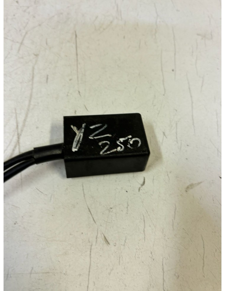 Boitier CDI YAMAHA YZ 250 1987 / 1988 2HH85540K000