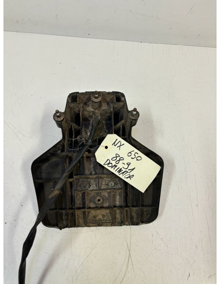 Feu arrière avec support de plaque HONDA NX 650 DOMINATOR 1988 / 1991 33702MN9671