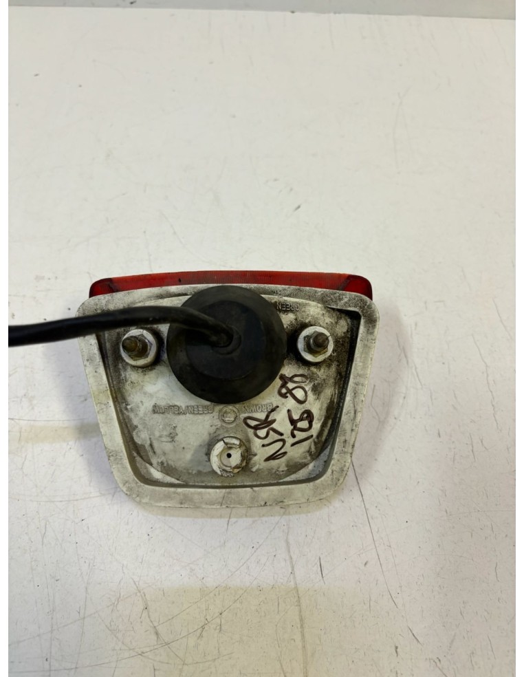 Feu arrière HONDA NSR 125 1988 / 1992 33700KY4900