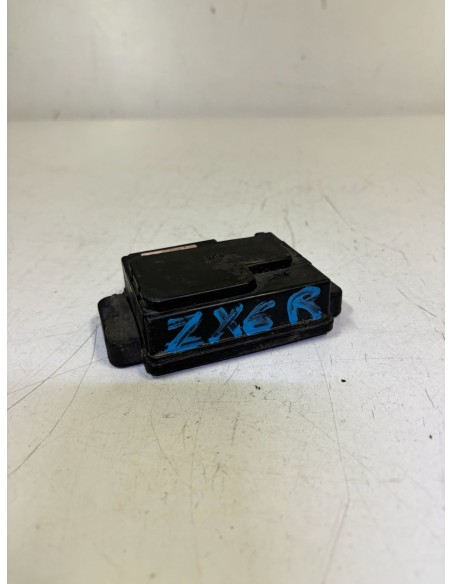 Boite à fusibles KAWASAKI ZX 6R 1994 / 2002 260211090