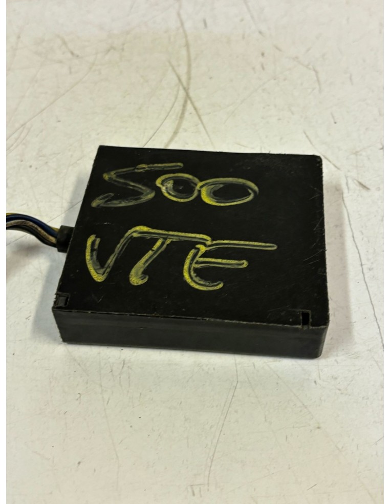 Boitier CDI HONDA VT 500 E 1985 / 1986 1311004500