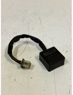 Relais HONDA VT 500 E 1983 / 1985 H084101TL 2