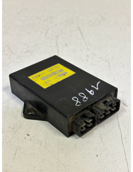 Boitier CDI YAMAHA FZR 1000 1987 / 1988 2GH823051000