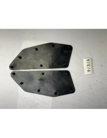 Caoutchouc de repose pieds droit et gauche YAMAHA XMAX 125 2018 - 2023