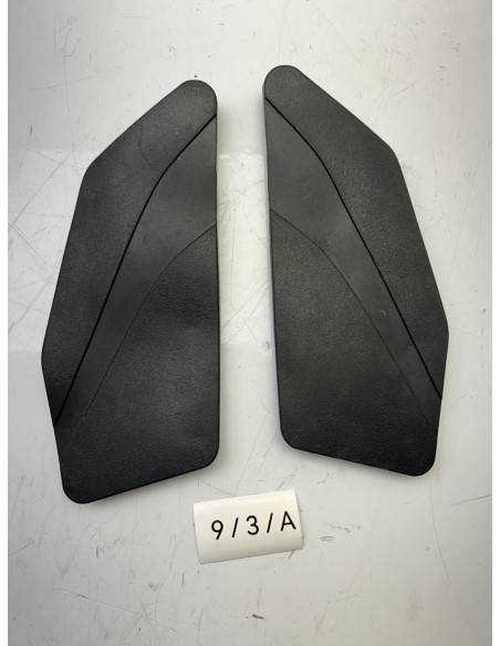 Caoutchouc de repose pieds droit et gauche YAMAHA XMAX 125 2018 - 2023