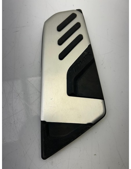 Tapis de repose pieds gauche YAMAHA TMAX 560 2020 - 2021