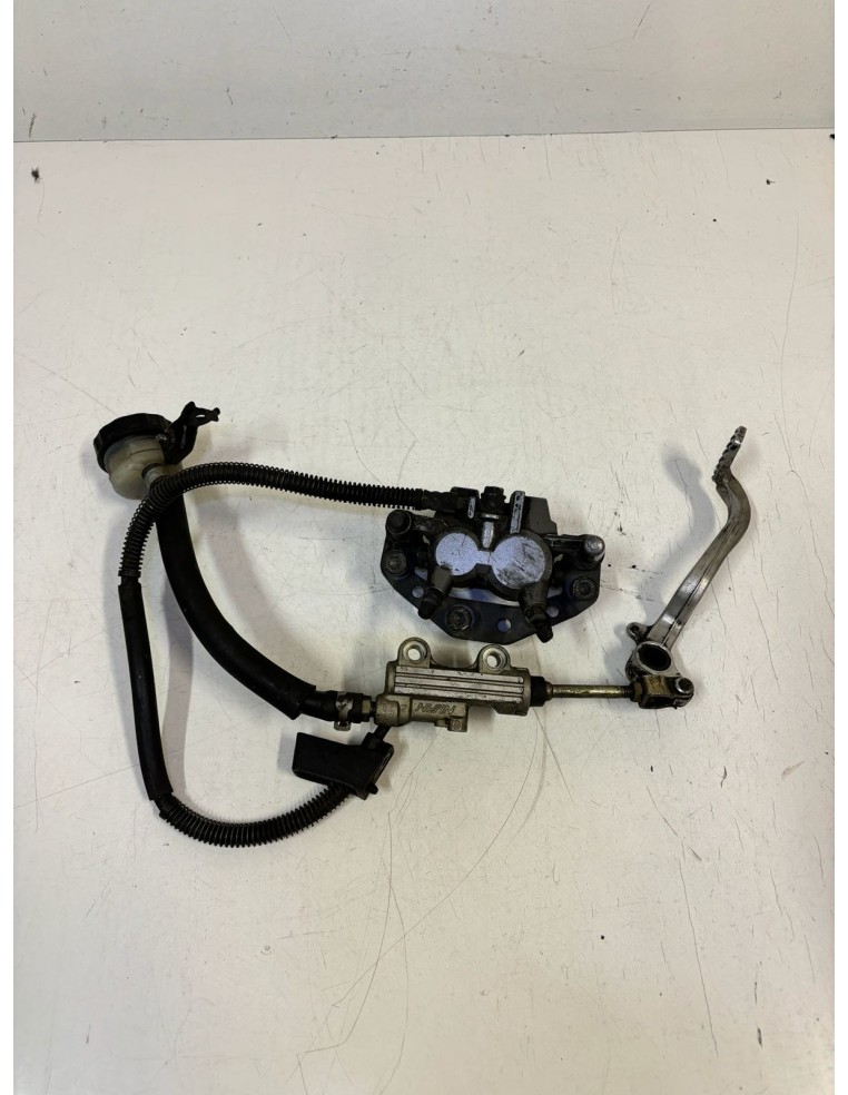 Etrier de frein arrière avec pédale et maitre cylindre KAWASAKI ZZR 1100 1991 - 1993 430411942FE / 430011292 / 430151418