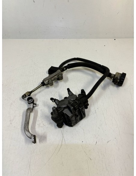 Etrier de frein arrière avec pédale et maitre cylindre KAWASAKI ZZR 1100 1991 - 1993 430411942FE / 430011292 / 430151418