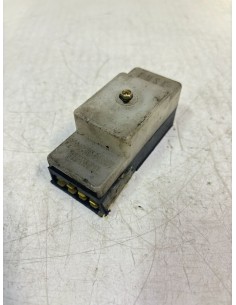 Porte fusible SUZUKI GSXR 750 1988 - 1990 3674005A01000 2