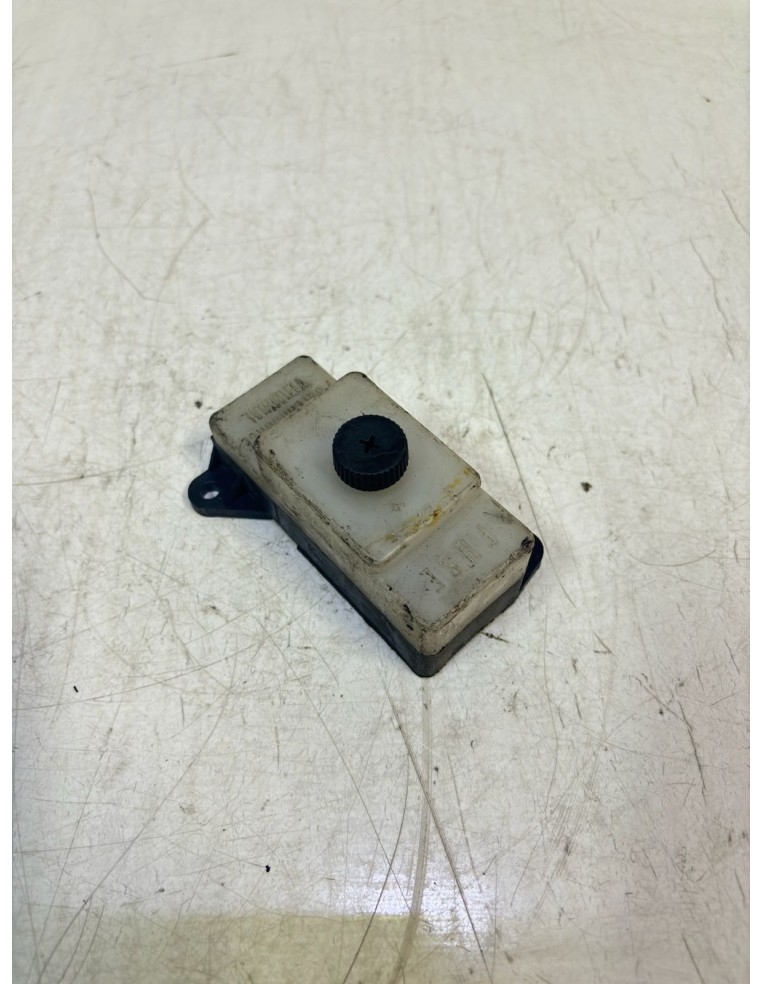 Porte fusible SUZUKI GSXR 750 1988 - 1990 3674005A01000