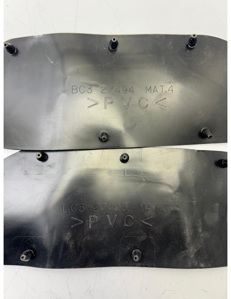 Caoutchouc de repose pied droit et gauche YAMAHA TMAX 530 2017 - 2019