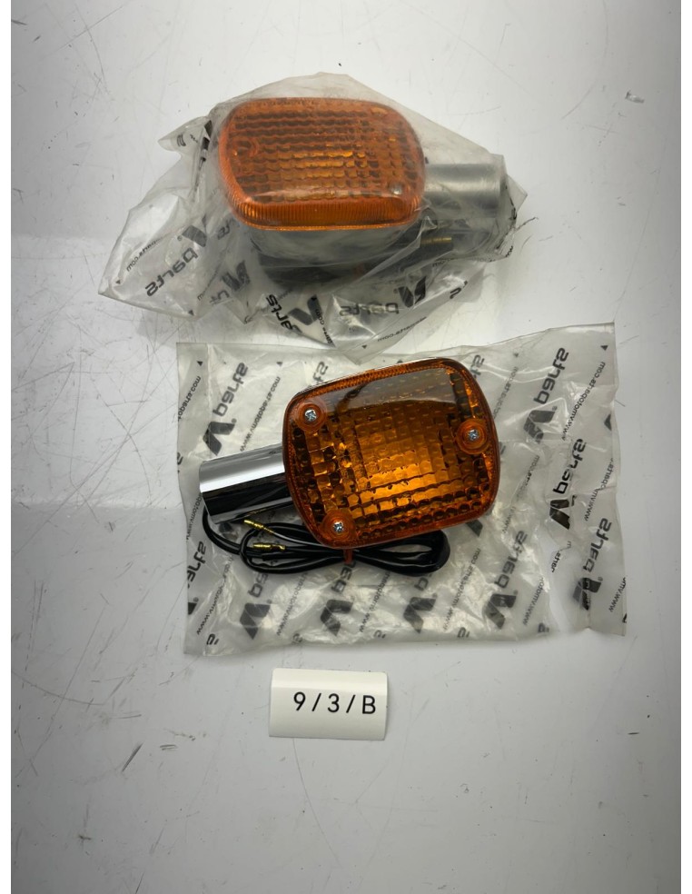 Paire de clignotants V Parts type origine Honda HONDA Rebel 125 1995 - 1998