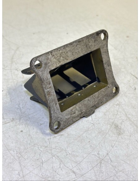 Boite à clapets HONDA CR 125 / 250 1990 - 1996 14100KZ4700 / 14100KZ3700