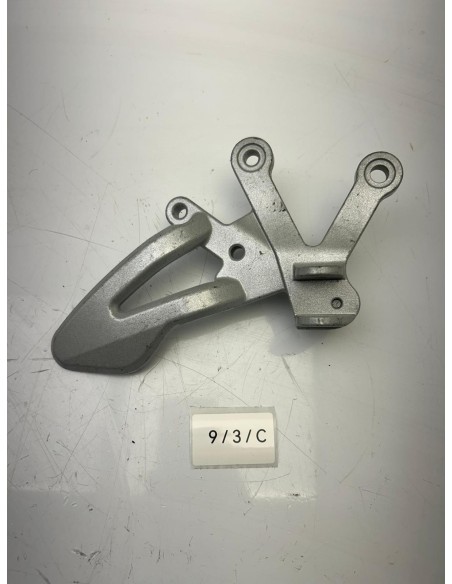 Platine repose pied avant droit Hyosung GT 650 R / GT 250 R 2001 - 2016 43530H9970003P