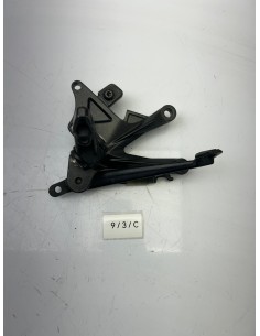 Platine repose pied avant droit KAWASAKI ZX10R 2006 - 2010 35063022711E