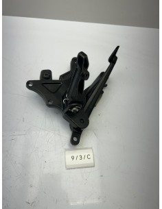 Platine repose pied avant droit KAWASAKI ZX10R 2006 - 2010 35063022711E 2