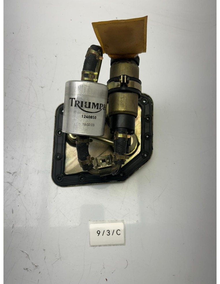 Pompe à essence TRIUMPH 955i 1999 - 2004 T1240845