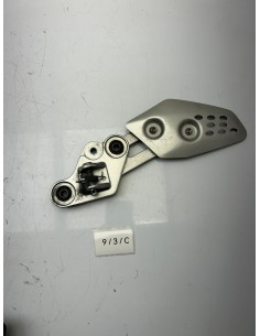 Platine repose pied avant gauche YAMAHA MT 07 2014 - 2017 1WS274420000