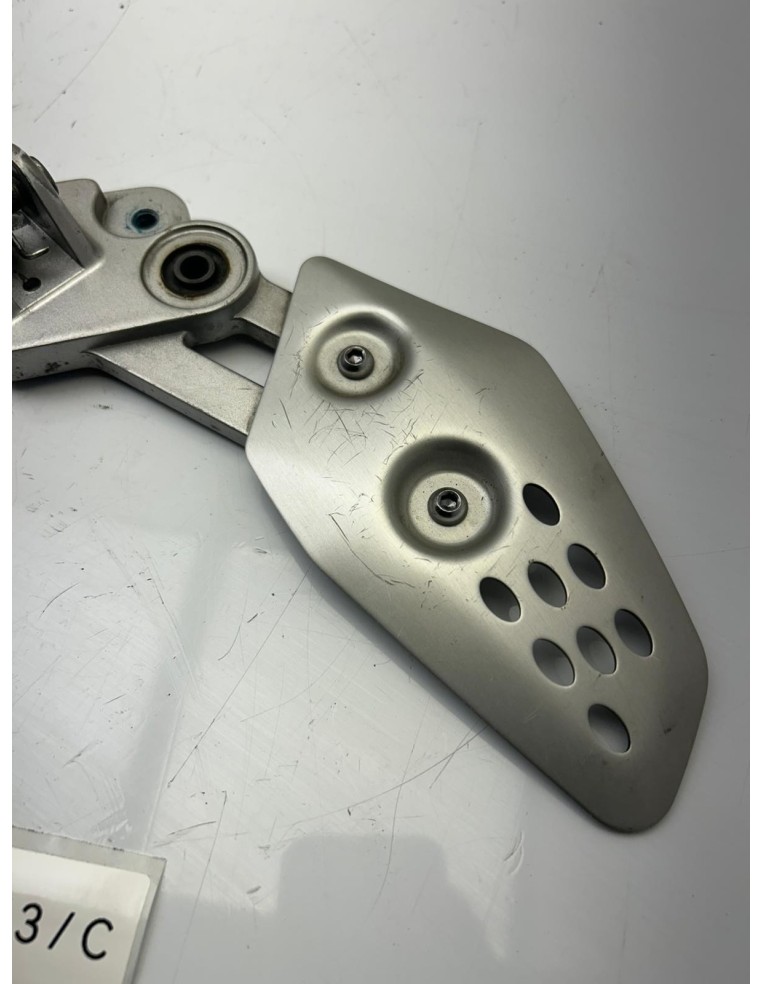 Platine repose pied avant gauche YAMAHA MT 07 2014 - 2017 1WS274420000