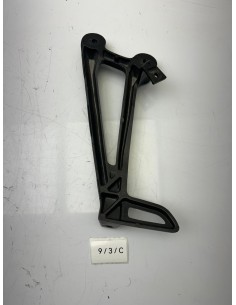 Platine repose pied arrière droit YAMAHA MT 07 2021 - 2024 1WS2742L0100 2