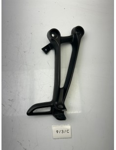 Platine repose pied arrière droit YAMAHA MT 07 2021 - 2024 1WS2742L0100