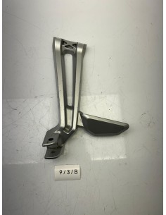 Platine de repose pied arrière gauche YAMAHA MT 125 2015 - 2019