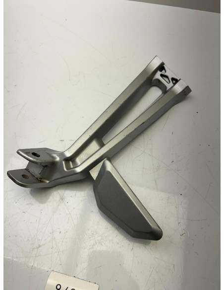 Platine de repose pied arrière gauche YAMAHA MT 125 2015 - 2019