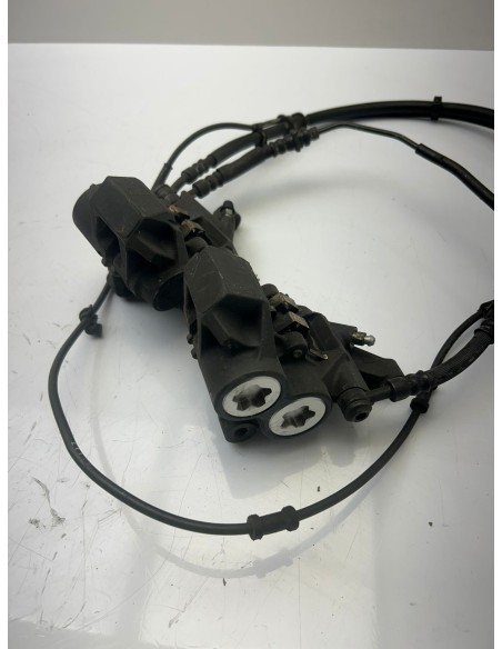 Etriers de frein avant YAMAHA MT 07 2014 - 2017 1XB2580U0000 / 1WS2580T0000