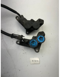 Etriers de frein avant YAMAHA TDM 900 2003 - 2010 2B02580U0000 / 5SL2580T0000 2