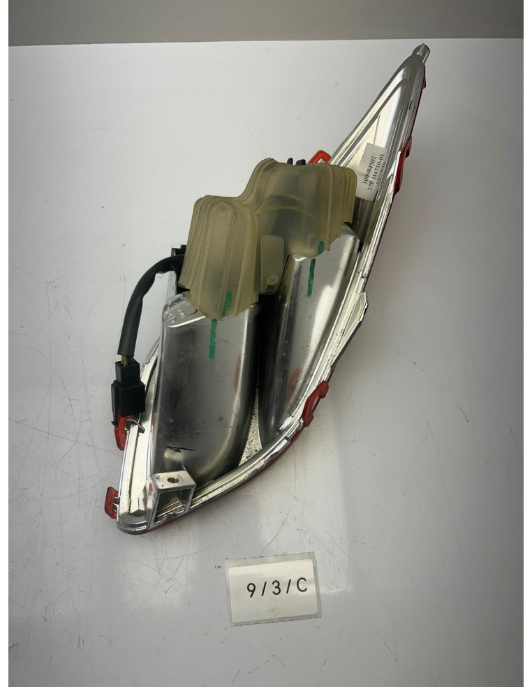 Feu arrière gauche YAMAHA XMAX 125 2010 - 2013 37PH471001