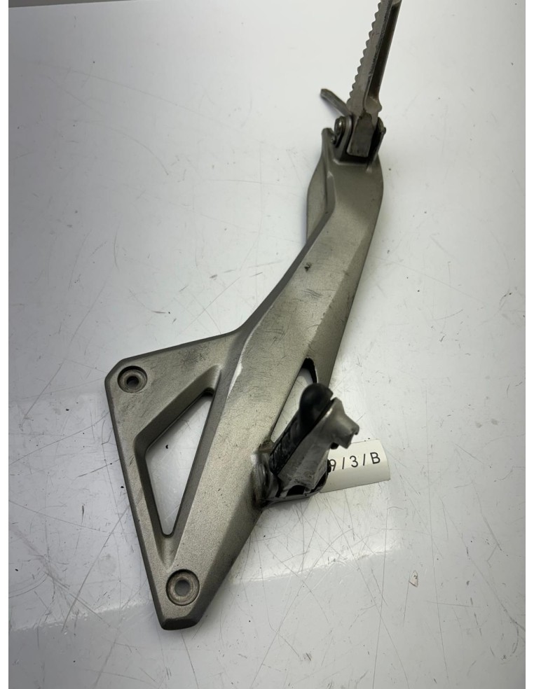 Platine de repose pieds arrière gauche HONDA CB 600 F Hornet 2007 - 2014