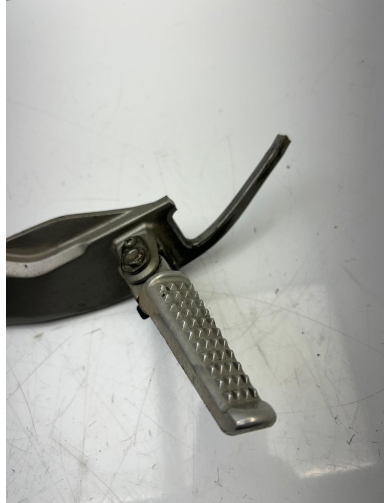 Platine de repose pieds arrière gauche HONDA CB 600 F Hornet 2007 - 2014