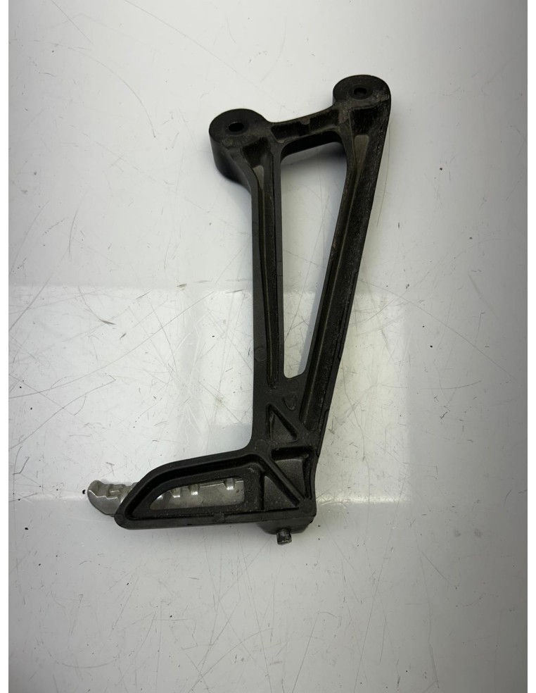 Platine de repose pied arrière gauche AMAHA MT 07 2014 - 2017