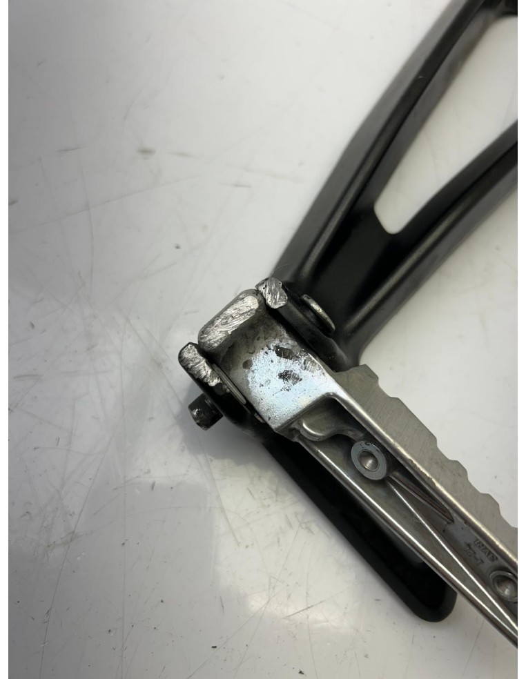 Platine de repose pied arrière gauche AMAHA MT 07 2014 - 2017