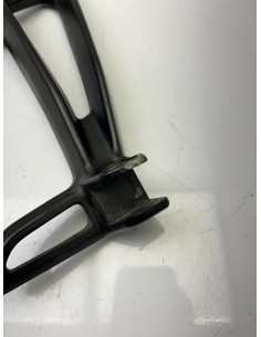 Platine de repose pied arrière droit YAMAHA MT 07 2014 - 2017 2