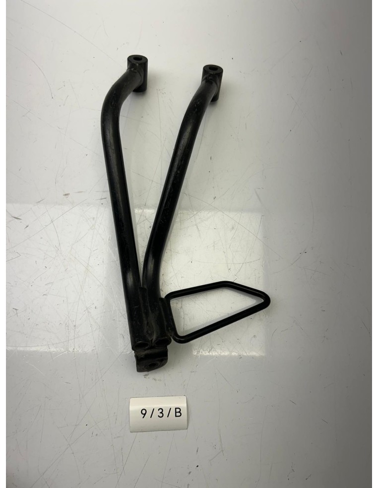 Platine de repose pieds arrière droit YAMAHA YZF R125 de 2010 à 2013