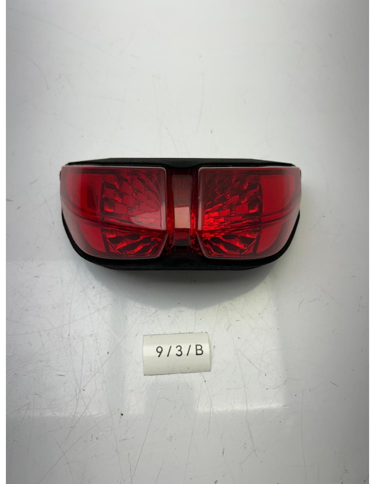 Feu arrière origine YAMAHA FZ1 2006 - 2012