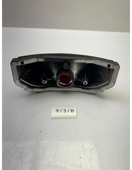 Feu arrière origine YAMAHA FZ1 2006 - 2012