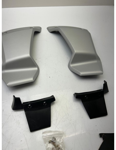 Garnitures de calandre avant origine CAN-AM Spyder 2019 - 2025